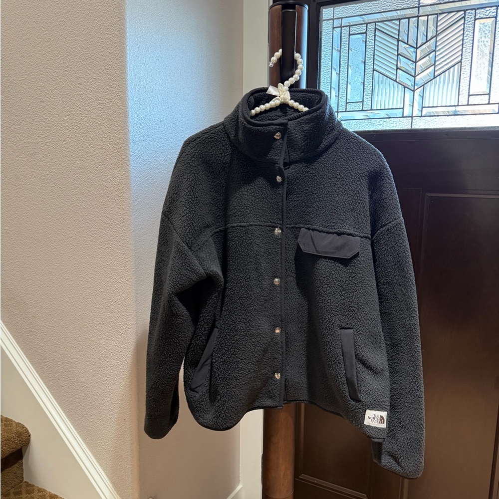 The North Face Women’s Charcoal Fleece Jacket - Picture 1 of 9